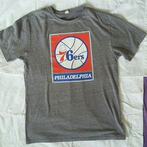 Philadelphia 76ers T-Shirt
